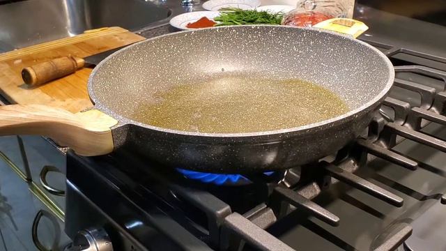 Russian Eggplant Caviar. смотреть онлайн