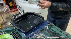 Toyota Alphard замена масла+фильтр акпп