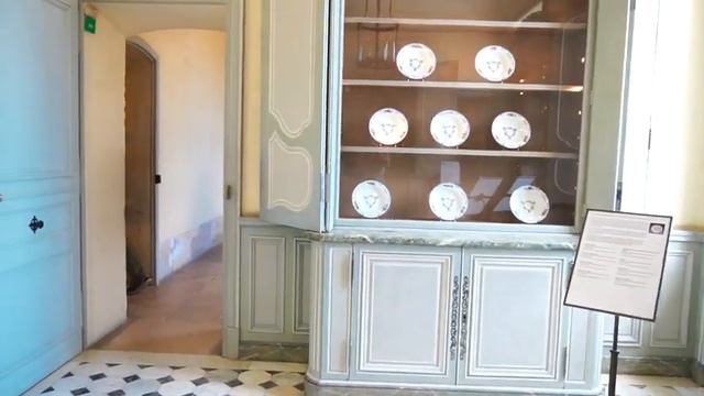 Day Trip to VERSAILLES...What YOU should know BEFORE visiting! смотреть онлайн