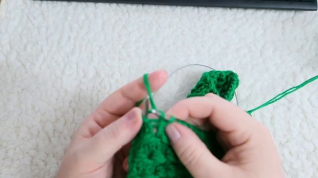 Шикарная повязка на голову спицами. Мастер класс. Вязание для начинающих . смотреть онлайн