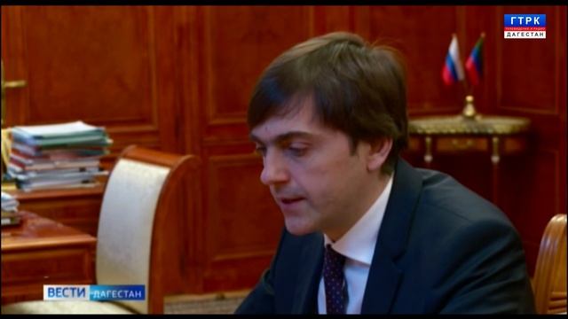 Министр просвещения Сергей Кравцов прибыл сегодня с рабочей поездкой в республику смотреть онлайн