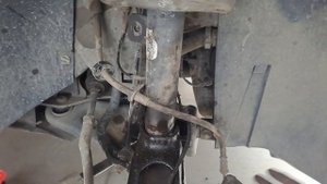 Citroen C3 Picasso - Shock absorber bearing strut mount replacement / Смяна тампон на амортисьор