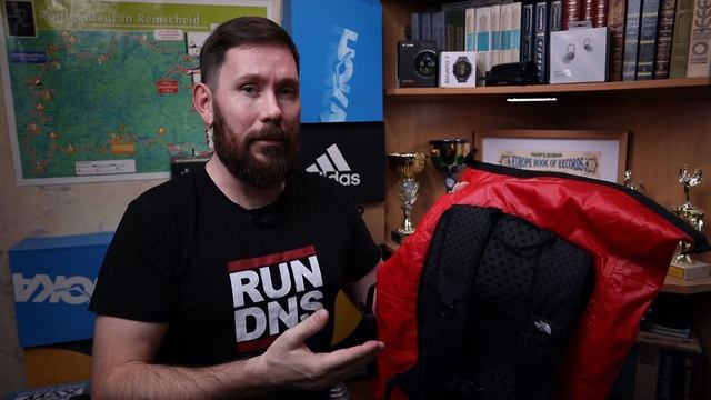 Водонепроницаемый рюкзак The North Face Waterproof Roll Top - быстрый обзор смотреть онлайн