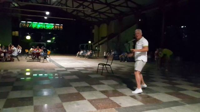 Клон Бори Моисеева