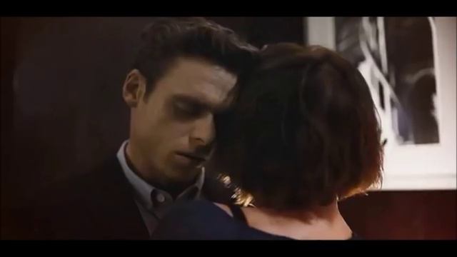 Bodyguard- Julia & David смотреть онлайн