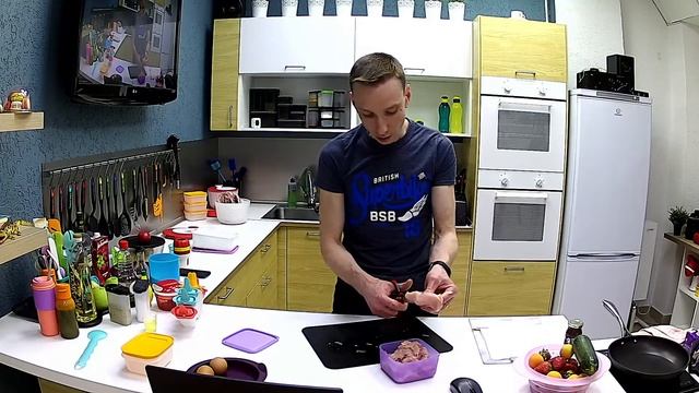 Мастер-класс: Ватрушки в силиконовой
форме «Принцесса», курица с абрикосами, клубничное мороженое смотреть онлайн