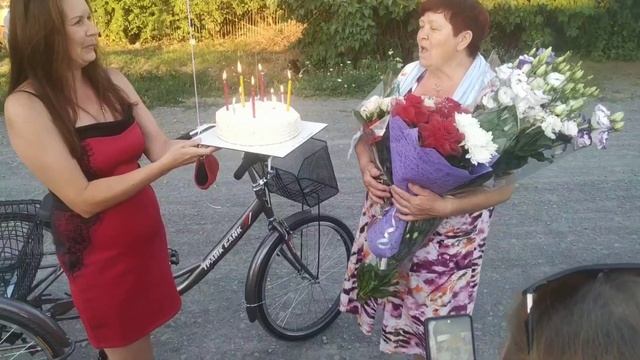 Юбилей у мамы. Все в сборе. смотреть онлайн