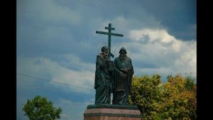 Коломна Памятник Кириллу и Мефодию 06 2007