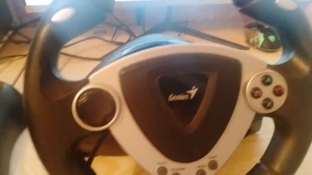 Обзор игрового руля какого-то там Genius смотреть онлайн