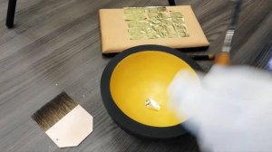 Золочение поталью. Декорирование вазы