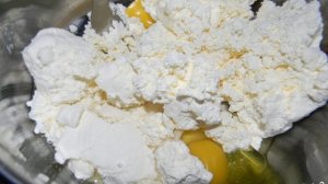 Творожная запеканка с мукой в мультиварке