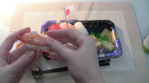 Обзор суши из японского супермаркета (⌒ω⌒) Как едят суши в Японии