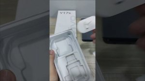 VIVO Y17s unboxing #vivo #android #smartphone #4g  #mobilenetwork  #unboxing  #shortvideo