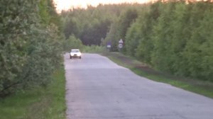 Активный капот