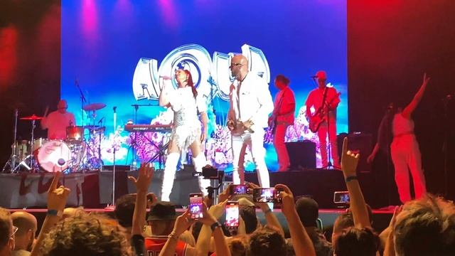 AQUA - Roses Are Red + Happy Boys & Girls - So 90s - Roma 02.07.2022 смотреть онлайн