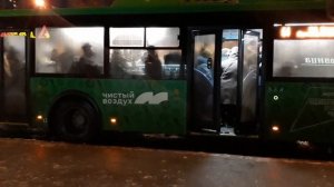 Посадка в автобус, пассажиров с колясками