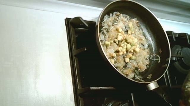 Нежные баклажаны с луком со сметаной смотреть онлайн