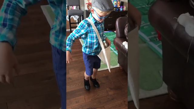 Just enjoy me tapping… UHHH.. this is so weird #viral #weird смотреть онлайн