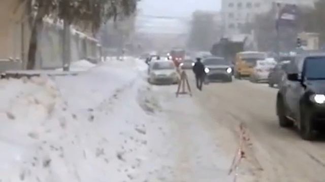 Новосибирск по локоть в снежных сугробах при мэре Локте Снегопад 2016 смотреть онлайн