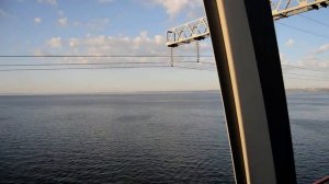 Длиннющий мост через Волгу в Ульяновске из поезда