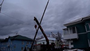 Установка опор освещения по Молодёжной.