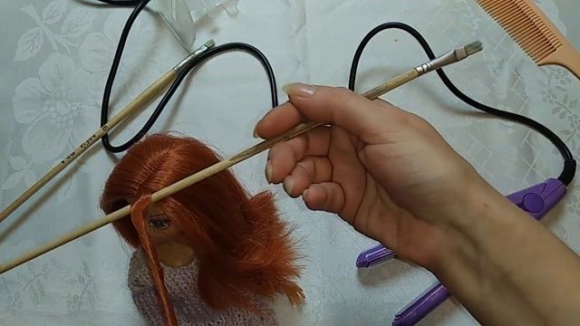 Как ЗАВИТЬ \\ РАСПРЯМИТЬ Волосы КУКЛЕ при Помощи ПЛОЙКИ-УТЮЖКА с Алиэкспресс