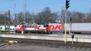 VR Trains in Finland, Helsinki Central railway station - Helsingin päärautatieasema