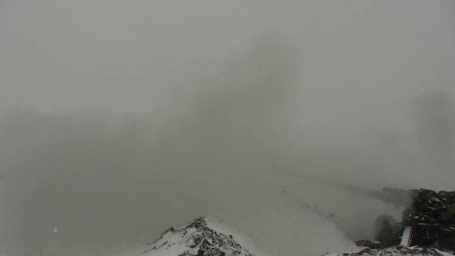 Russian 152 mm towed Msta-B howitzers fire смотреть онлайн