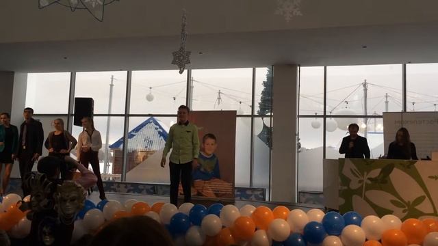 Показ дочери, в Аквамолл. г.Ульяновск смотреть онлайн