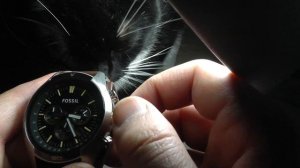 Как поменять дату на часах на примере Fossil CH 2891 ?