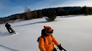 Как ездит мотосноуборд