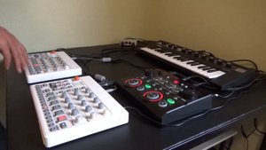 Boss RC202 Loop Station - Yamaha Reface CP - Elektron Model:Samples - US E9 Squier Strat