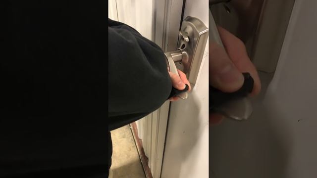 3D Printed No-hands Door Knob Attachment