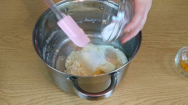 ТВЕРДЫЙ СЫР из творога и молока. Как сварить домашний сыр БЫСТРО ПРОСТО ВКУСНО. Рецепт БЕЗ ЯИЦ!