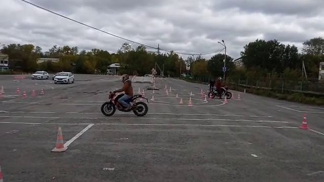 Экзамен в ГИБДД смотреть онлайн