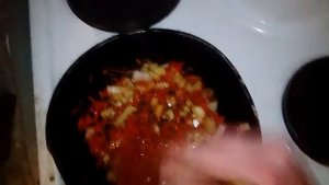 Простое,вкусное блюдо из щуки, лука и моркови