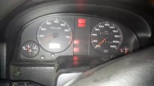 Расход 30летнего ауди80 1.8л 90л.с в городском цикле.
