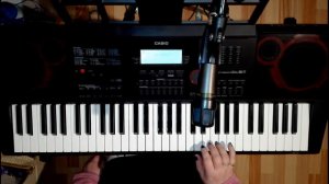 Видеоурок на синтезаторе МГК "Ах какие ты говорил мне слова"