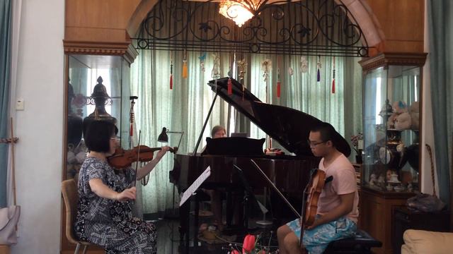 Howl’s Moving Castle Trio (arr. Piano Violin Viola) original music by Joe Hisaishi. смотреть онлайн