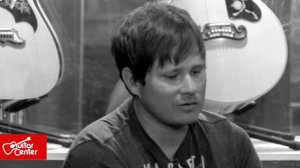 Том Делонг в Guitar Center : Часть 1