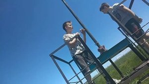 ШКОЛЬНИКИ ПОДРАЛИСЬ НА ДАМБЕ!!!? ШКОЛЬНИК СЛОМАЛ НОГУ!!! ПОДПИШИСЬ!!!!¡¡¡!!!!?