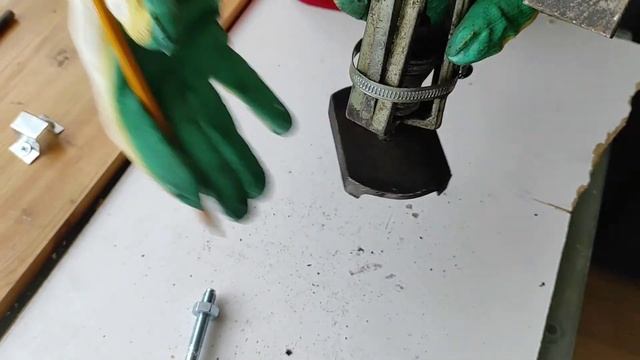 Как сделать съемник для гильз двигателя ЗМЗ-402 от Волги смотреть онлайн