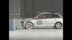 CRASH TEST AUDI 8L/8P/8V