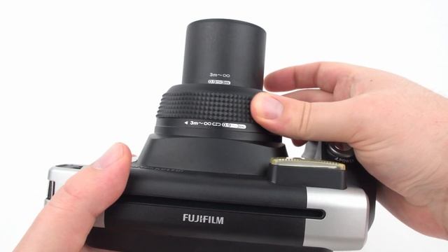 How to Use a Fuji Instax Wide 300 Instant Film Camera смотреть онлайн
