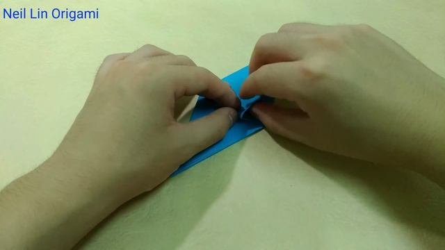 Easy Origami: Paper Parrot / How To Make Origami 3D Parrot