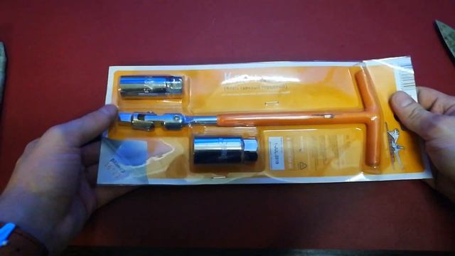 Мото. Распаковка свечного ключа, что то пошло не так. Необходимый инструмент для автовладельца. смотреть онлайн