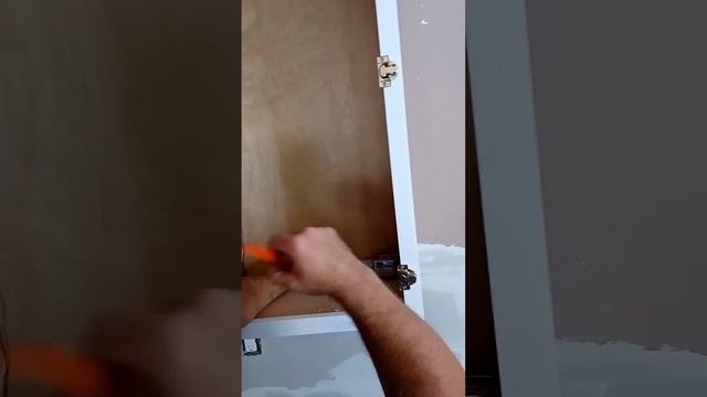 How To DIY Install Kitchen Cabinets смотреть онлайн