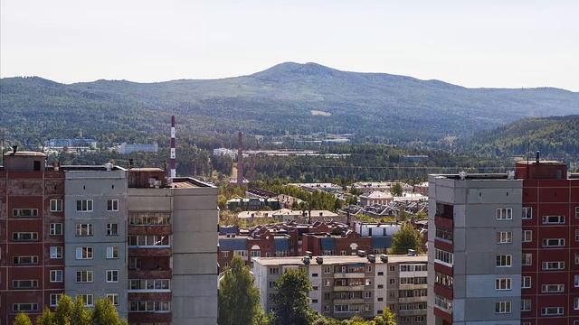 "Живут в моем сердце стихи: 70-летнему юбилею Трехгорного посвящается...