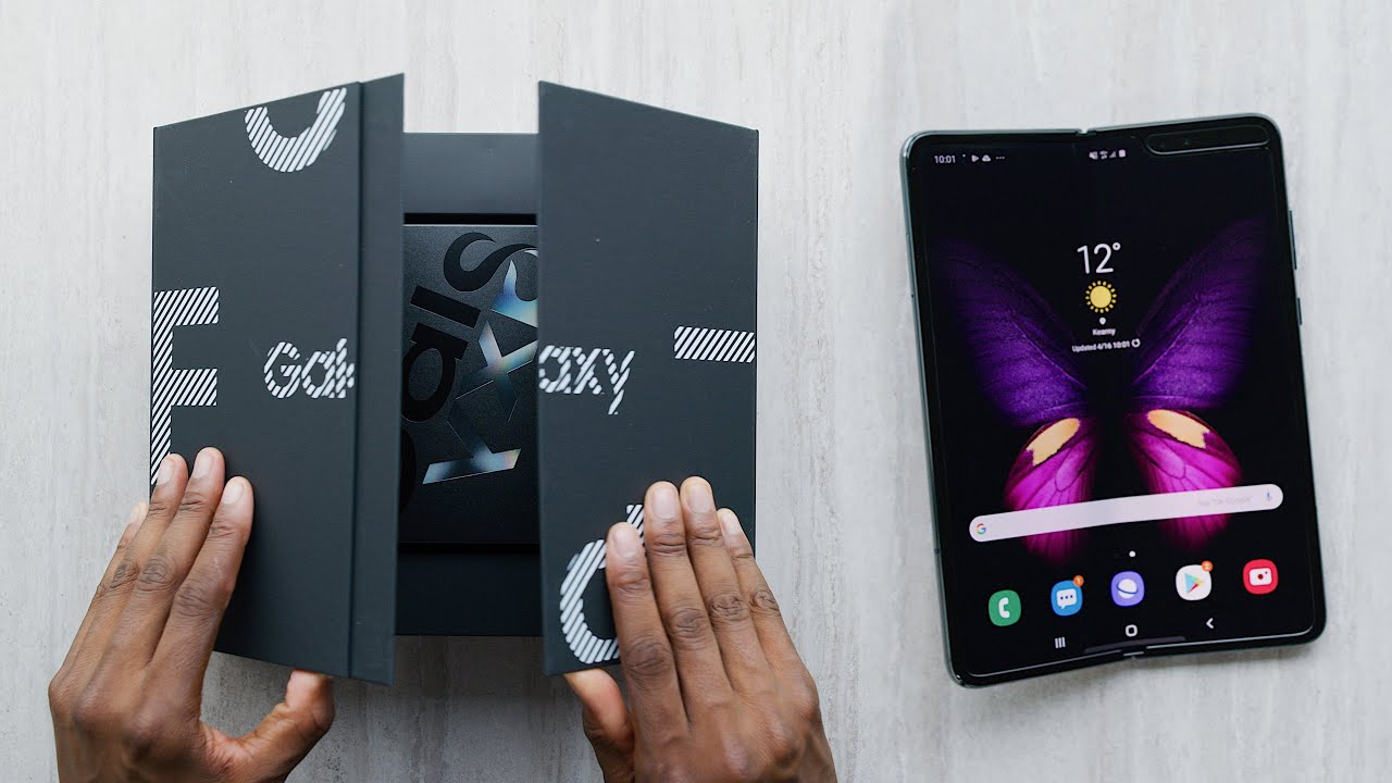 Samsung Galaxy Fold Распаковывает коробки с магнитами смотреть онлайн