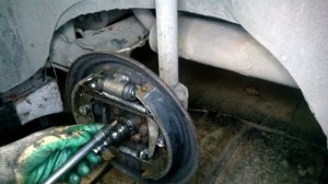Замена Задних тормозных ЦИЛИНДРОВ Passat B4.Replacing the rear brake cylinders Passat B4 #NeМЕХАНИК